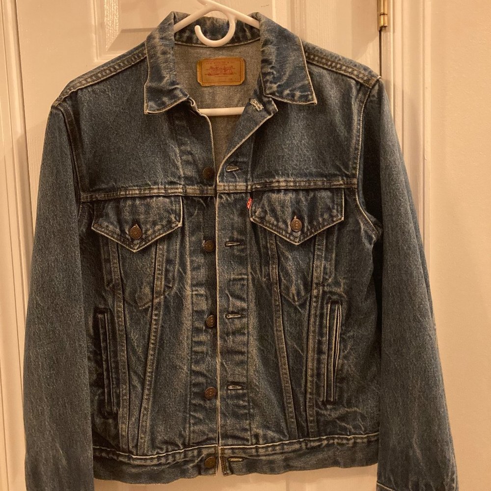 Vintage Levi's Jean Jacket from 1987 - Size Small